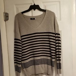 BDG Sweater